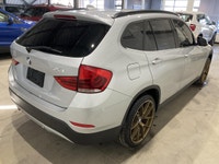 // JAMAIS ACCIDENTÉ! //Le BMW X1 2013 proposé par AutoStudio 72 à Mirabel affiche 133 554 km et se p... (image 3)