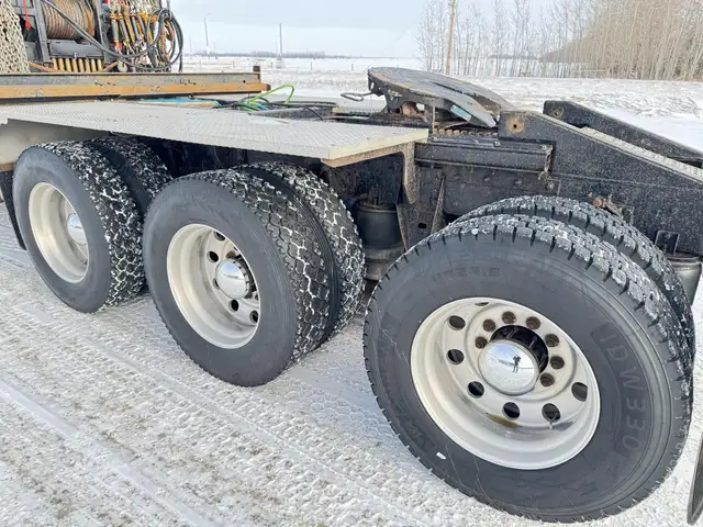 2009 KENWORTH C500 in Heavy Trucks in Saskatoon - Image 27