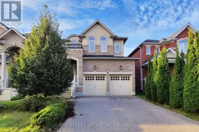 62 WHITTINGTON DRIVE Hamilton (Meadowlands), Ontario