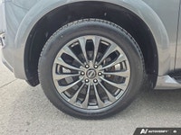 *SELF-LEVEL REAR SUSPENSION, COOLED FRONT SEATS, APPLE CAR PLAY, ANDROID AUTO, MOONROOF, LEATHER SEA... (image 9)