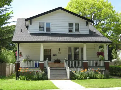 Homes For Rent - 219 Stuart St, Sarnia ON