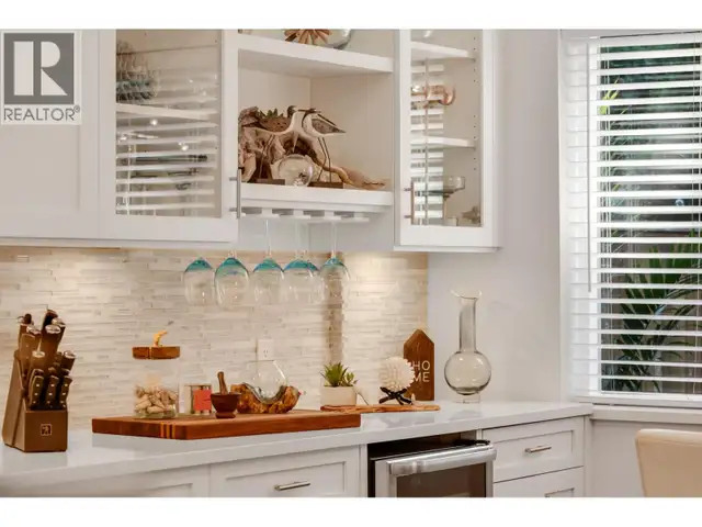 10 2401 MAMQUAM ROAD Squamish, British Columbia in Condos for Sale in Sunshine Coast - Image 3