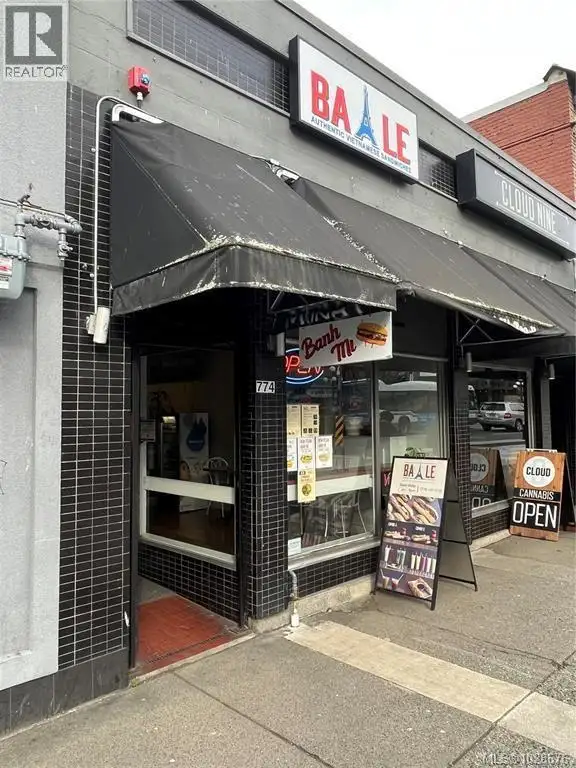 774 Fort St Victoria, British Columbia in Commercial & Office Space for Sale in Victoria - Image 2