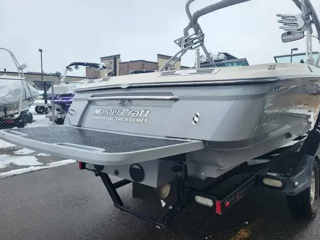 2006 Mastercraft XSTAR FINANCING AVAILABLE in Powerboats & Motorboats in Kelowna - Image 30