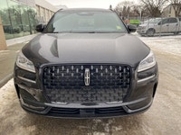This Executive Driven Lincoln has been carefully driven by one of our employees or as a courtesy ser... (image 1)