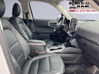 WE CAN GET YOU APPROVED ON THIS 2023 FORD BRONCO BIG BEND 4X4 TODAY FEATURED OPTIONS -Factory remote... (image 7)