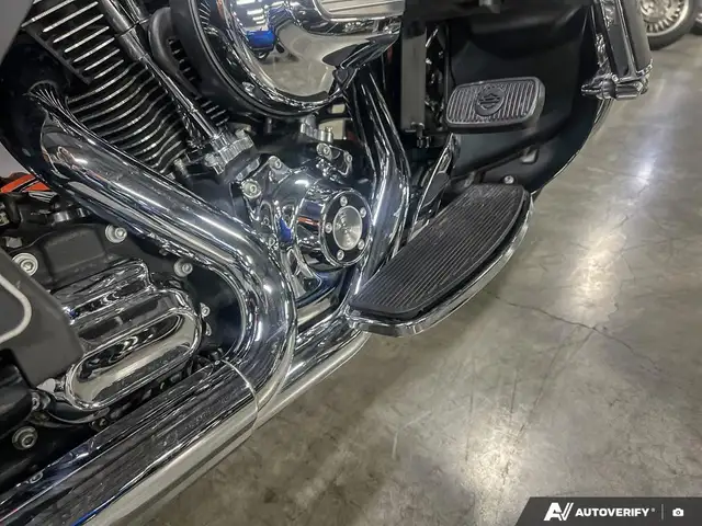 2014 Harley-Davidson FLHTK - Electra Glide(R) Ultra Limited in Sport Touring in Calgary - Image 12
