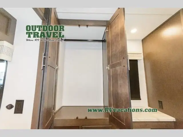 2026 Forest River RV Georgetown 5 Series 34M5 in RVs & Motorhomes in Hamilton - Image 44