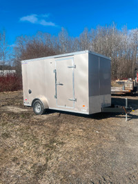 2022 Enclosed trailer for sale $8200