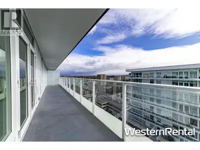 Best located Iconic Luxrious New building right across the Richmond Centre! Easy transits with skytr...