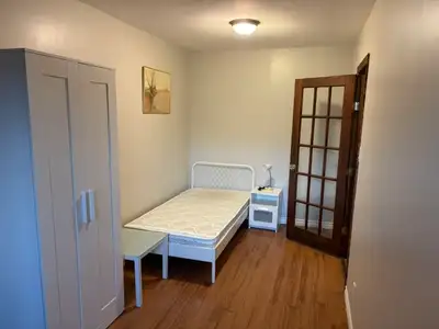 Bright rooms on the second floor of the house. Price :$720- 830 Available Immediately Prime downtown...