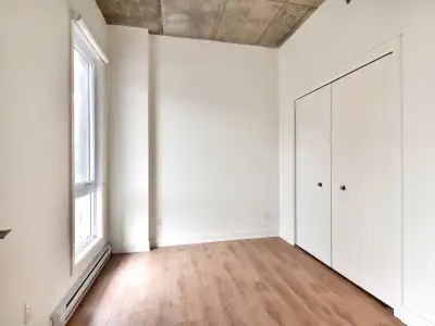 5.5-2 ETAGES-Condo LOFT à louer-Plateau Mont-Royal 468sg, View more
