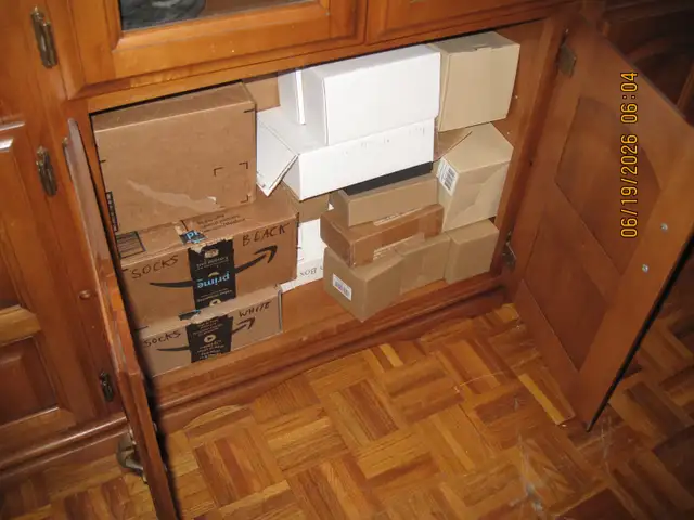 3 piece wall unit storage set for living room in Bookcases & Shelving Units in City of Toronto - Image 6