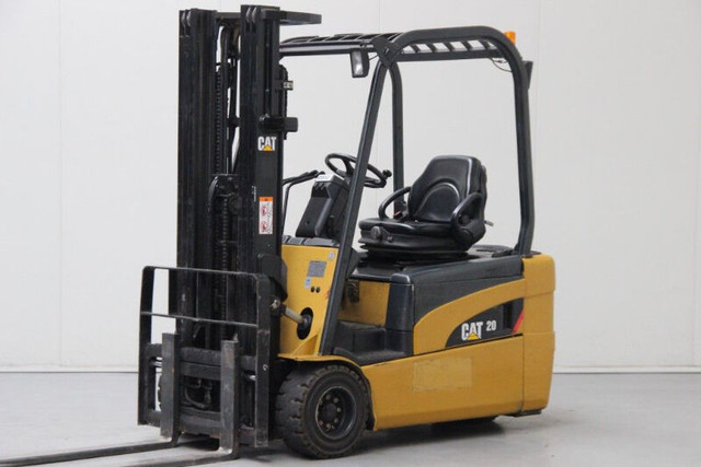 FORKLIFTS ELECTRIC 100 to choose from (Toyota,Raymond,Crown,Etc. in Heavy Equipment in Burnaby/New Westminster