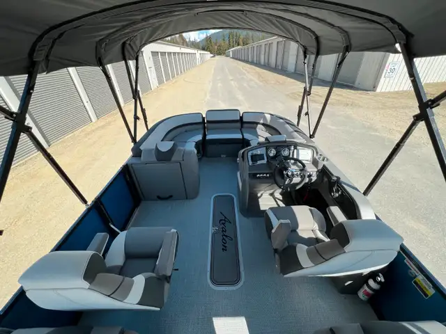2023 Avalon LSZ Quad Lounger in Powerboats & Motorboats in Kelowna - Image 10