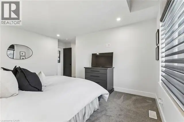 95 PONDCLIFFE Drive Kitchener, Ontario in Houses for Sale in Kitchener / Waterloo - Image 40