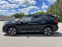 // ACCIDENT FREE!! // This 2024 Subaru Ascent Premier is a full-size SUV built for busy family life,... (image 9)