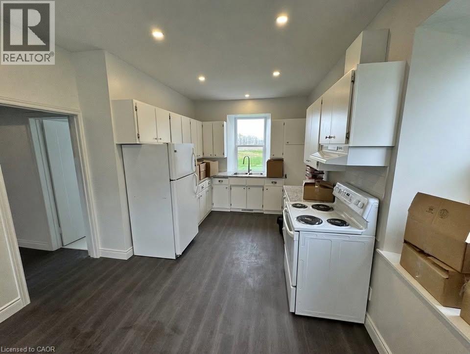 936810 BLENHEIM Road Unit# B Plattsville, Ontario 1