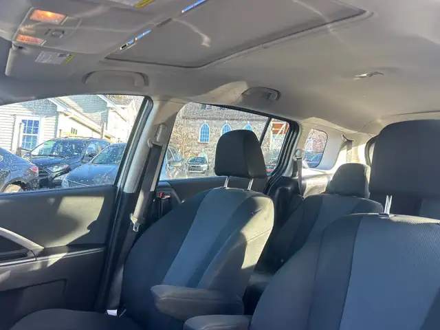 2016 Mazda 5 GS 6 Passenger, Easy on Fuel in Cars & Trucks in Dartmouth - Image 20