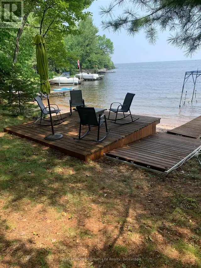 17 MUSKIE BAY, LAKE NIPISSING Nipissing, Ontario in Houses for Sale in North Bay - Image 7