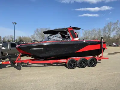 BOAT SHOW SEASON SALES EVENT ON NOW! Was $284,900 - Only $249,979 or finance for $1,054 Bi-Weekly OA...