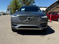 The XC90 T8 Inscription is a luxury mid-size SUV that utilizes Volvo’s Scalable Product Architecture... (image 3)