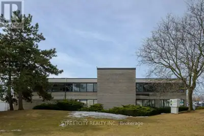 Versatile Main Floor Commercial Space Over 3,000 Sq Ft in Freestanding Building. Don't miss this exc...