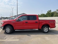 Built to handle work, family life, and weekend travel, this 2020 Ford F-150 XLT Crew Cab 5.5' Box 4W... (image 1)
