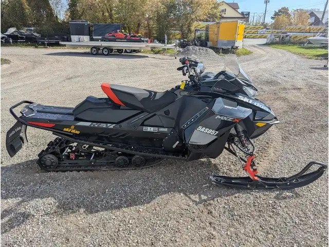 2020 Ski-Doo 2020 MXZX 850 8650 KM in Snowmobiles in Sarnia - Image 2
