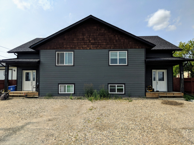 4 Bedroom Half Duplex Pouce Coupe Long Term Rentals Dawson Creek Kijiji