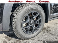 Clean CARFAx No Accidents, 3.517 Axle Ratio, 4 & 7-Pin Wiring Harness, Advanced Safety Group, Air Co... (image 5)