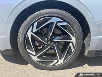 Only 23,901 Miles This Hyundai Sonata boasts a Regular Unleaded I-4 2.5 L/152 engine powering this A... (image 8)