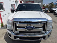 LARIAT | 6.7L DIESEL | CREW CAB | 4X4 This 2015 Ford F-350 Super Duty LARIAT combines serious towing... (image 1)