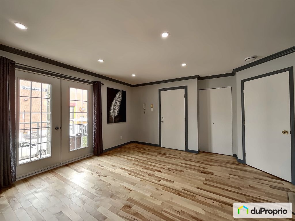 $339,000 - Condominium in Villeray / St-Michel / Parc-Extension — photo 2