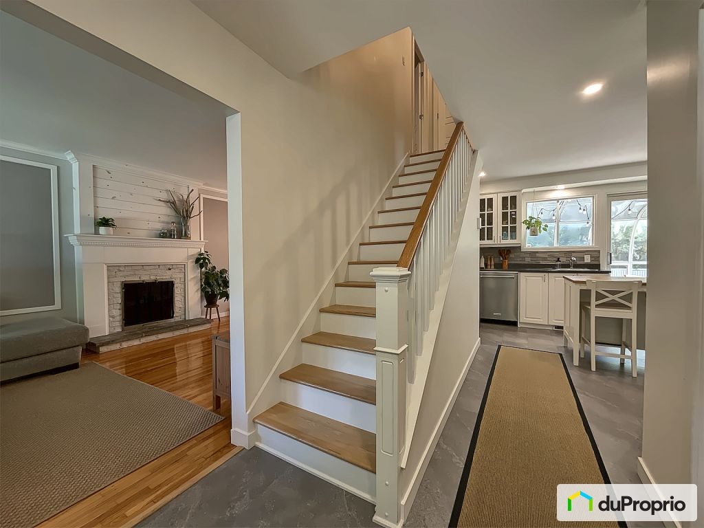 $529,000 - 2 Storey for sale in Sorel-Tracy — photo 2