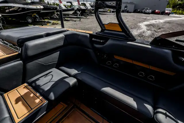 2024 Moomba MONDO in Powerboats & Motorboats in Rimouski / Bas-St-Laurent - Image 24