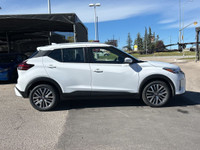 2025 NISSAN KICKS PLAY SV FRONT WHEEL DRIVE - NO ACCIDENTS - ONE OWNER FEATURES INCLUDE - - Cloth In... (image 3)