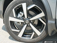 This 2023 Nissan Qashqai SUV is ready for your next adventure. Boasting a sleek Gun Metallic exterio... (image 5)