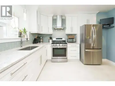 This beautifully renovated home sits on a spacious 8,880 sq.ft. lot and features fully updated 3 bed...