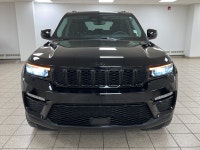 Rooted in decades of go-anywhere credibility, the 2023 Jeep Grand Cherokee Limited carries the brand... (image 7)