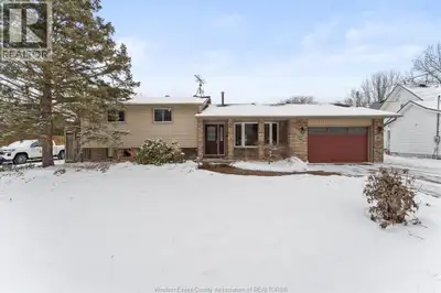 STOP! Your Search is over. This home has been loved & enjoyed by the same family for approx 35 years...