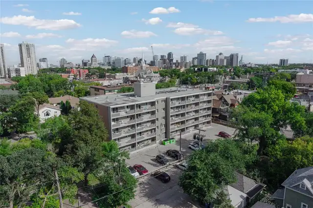 104 – 500 Stradbrook Avenue property photograph 17