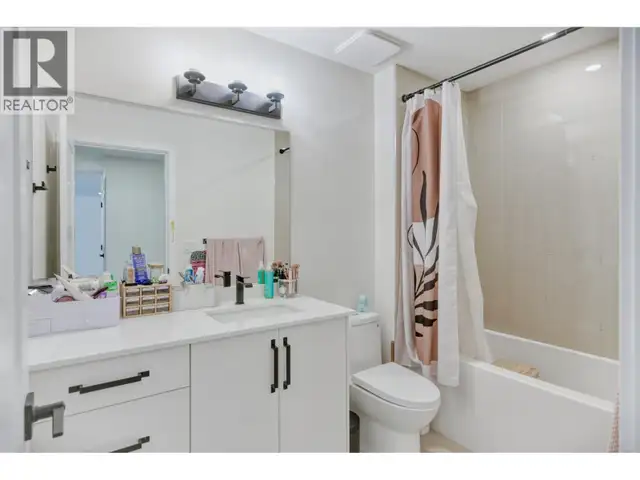 8000 Vedette Drive Unit# 10 Osoyoos, British Columbia in Condos for Sale in Penticton - Image 18