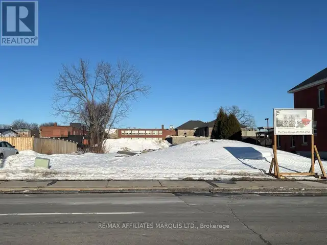 LOT AUGUSTUS STREET Cornwall, Ontario in Land for Sale in Cornwall - Image 3