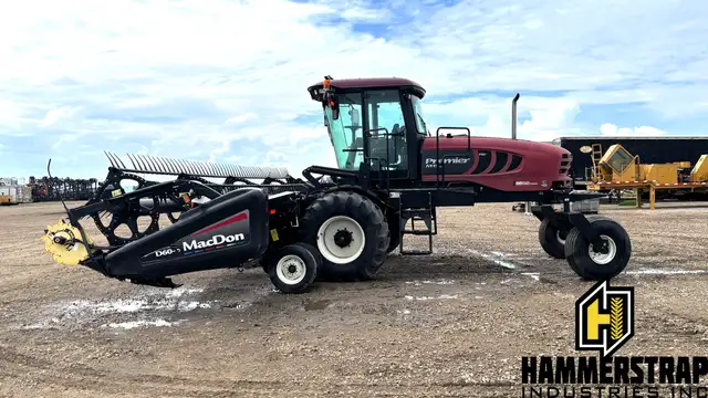 2012 MACDON M155 Swather Windrower w/ 30 Ft Draper Header  in Farming Equipment in Edmonton - Image 6
