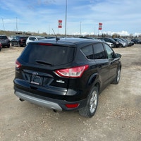 REDUCED!!! BACKUP CAMERA, HEATED SEATS!!! 2015 Ford Escape SE FWD Clean with features including. Bac... (image 2)