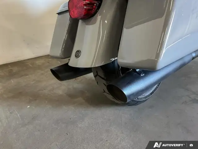 2024 Harley-Davidson FLTRK - Road Glide(TM) Limited in Sport Touring in Calgary - Image 13