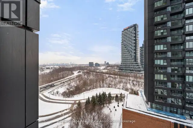 1004 - 1 QUARRINGTON LANE Toronto (Banbury-Don Mills), Ontario in Condos for Sale in City of Toronto - Image 16