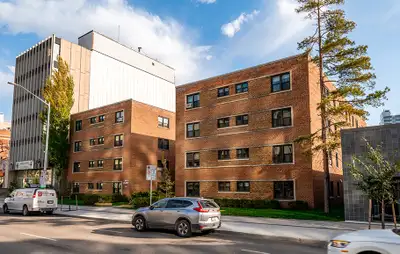 Rent includes Water & Heat. The Townhouse Apartments are centrally located in Winnipeg's downtown on...