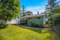 Union Bay Rancher on 5 Acres with Ocean Views! Comox / Courtenay / Cumberland Comox Valley Area Preview